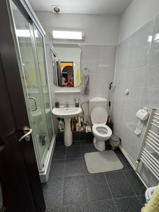 Apartament 2 cam, cf 1 semidec, et 4/4, Valea Calugareasca