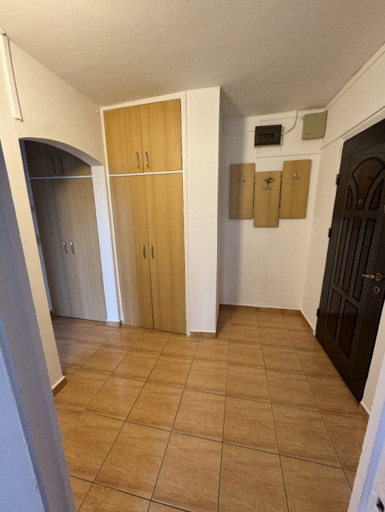 Apartament 2 camere, etaj 2, Republicii