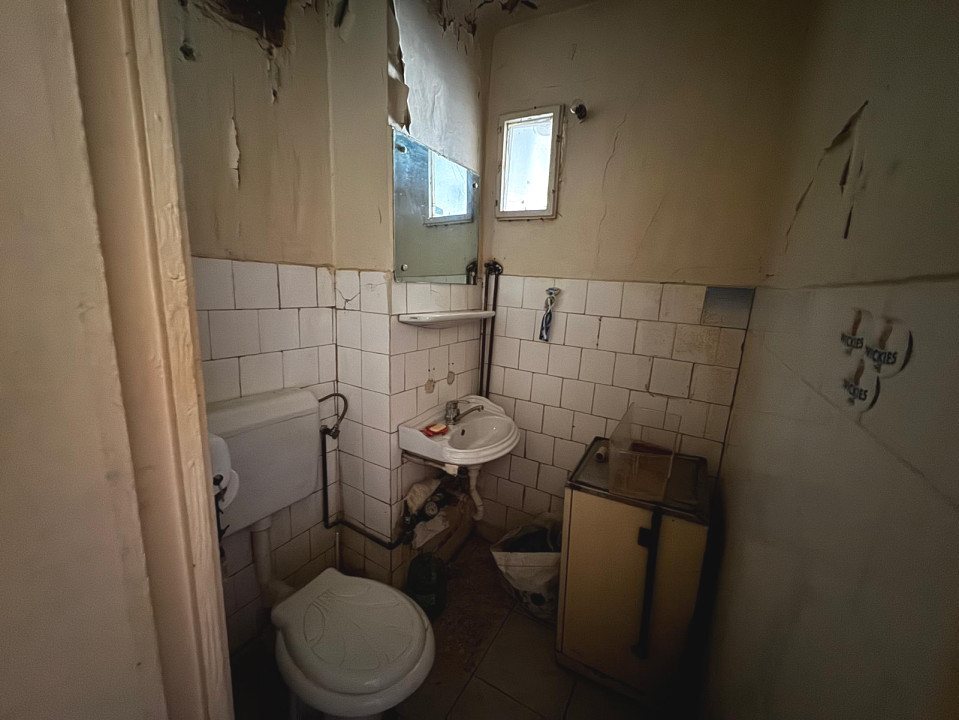 Garsonieră confort 2, etaj 3/4,  Vest