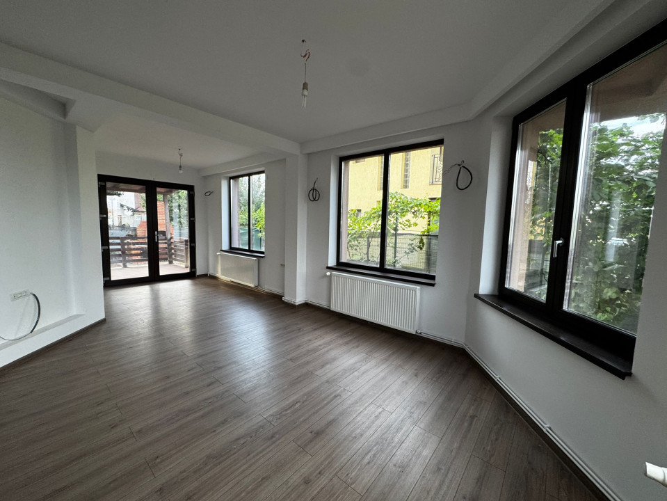 Vila S+P+1+Pod mansardat Albert Roua