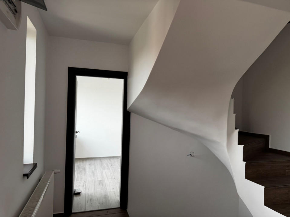Vila S+P+1+Pod mansardat Albert Roua