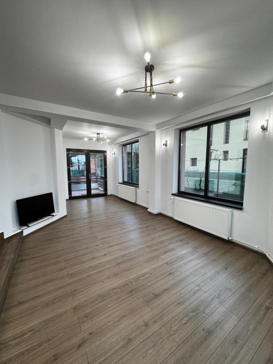 Vila S+P+1+Pod mansardat Albert Roua