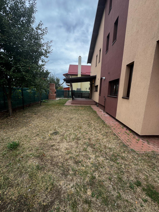 Vila S+P+1+Pod mansardat Albert Roua