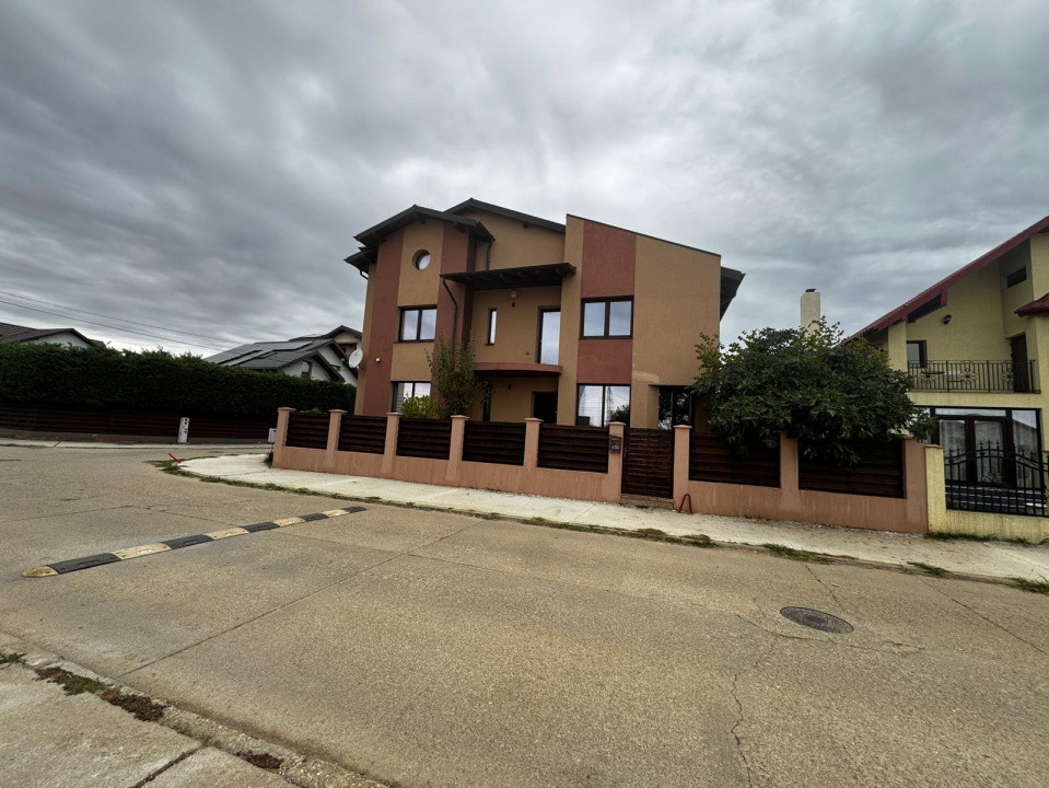 Vila S+P+1+Pod mansardat Albert Roua