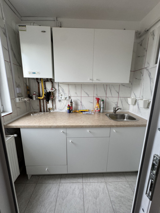 Garsoniera et 3/4, Vest-Kaufland