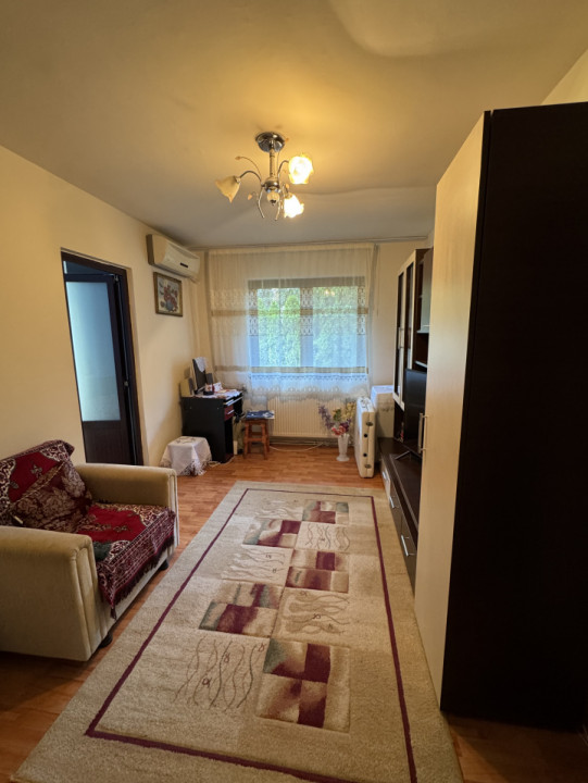 Apartament 2 camere, cf 2, parter, Malu Rosu