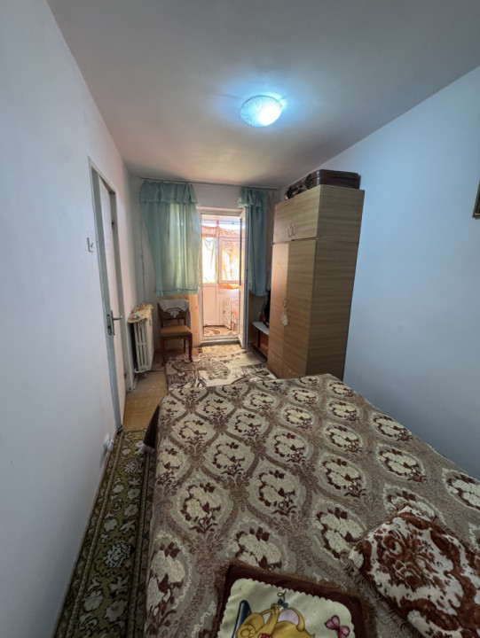 Apartament 2 cam, etaj 4, Malu Rosu