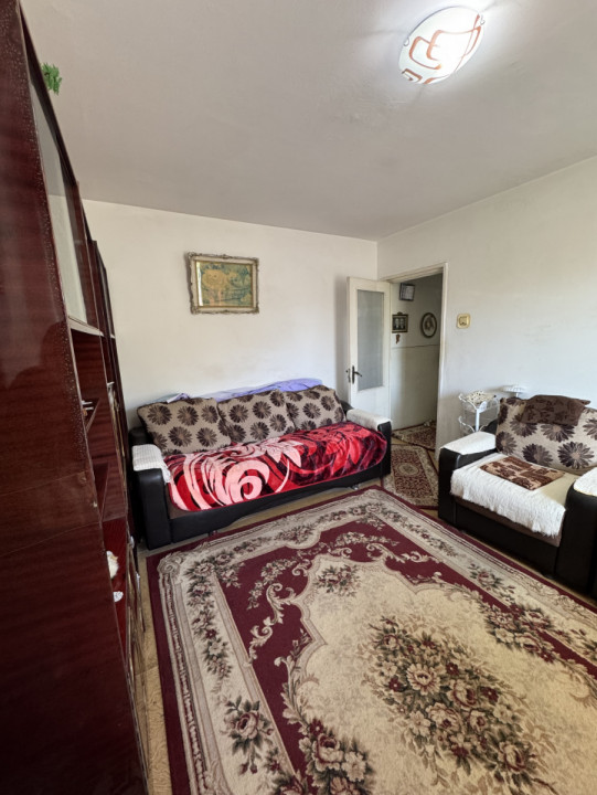 Apartament 2 cam, etaj 4, Malu Rosu