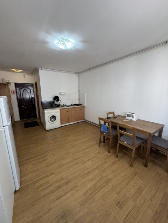 Apartament 2 cam, etaj 1, Mihai Bravu - Teleajan