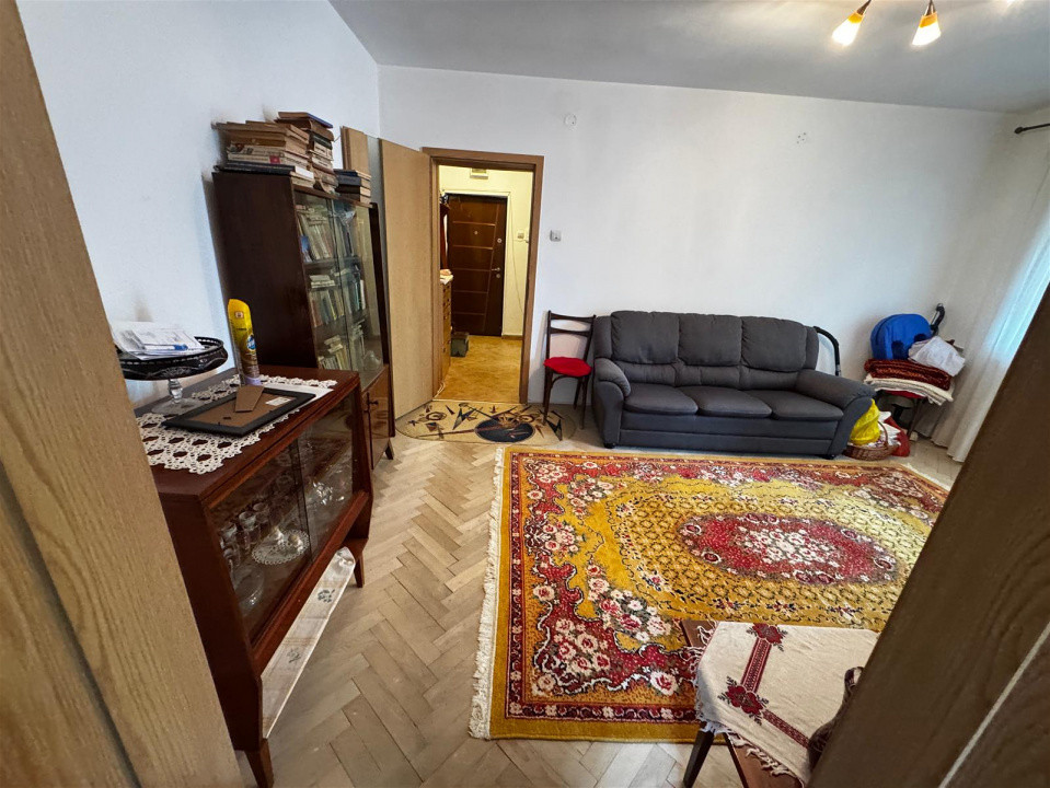 Ap 3 camere,  conf 1A semidec, etaj 1/4, Nord
