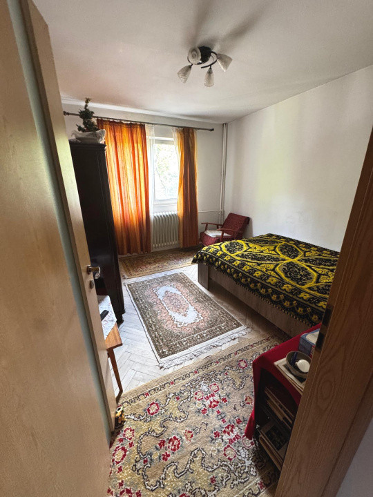 Ap 3 camere,  conf 1A semidec, etaj 1/4, Nord