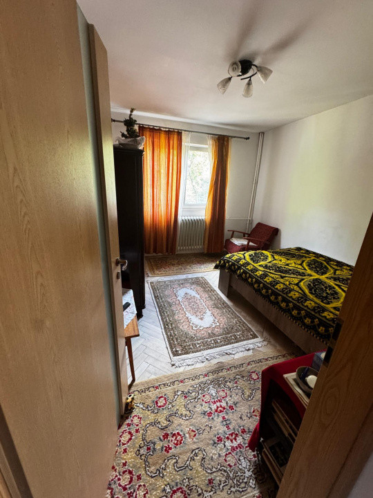Ap 3 camere,  conf 1A semidec, etaj 1/4, Nord