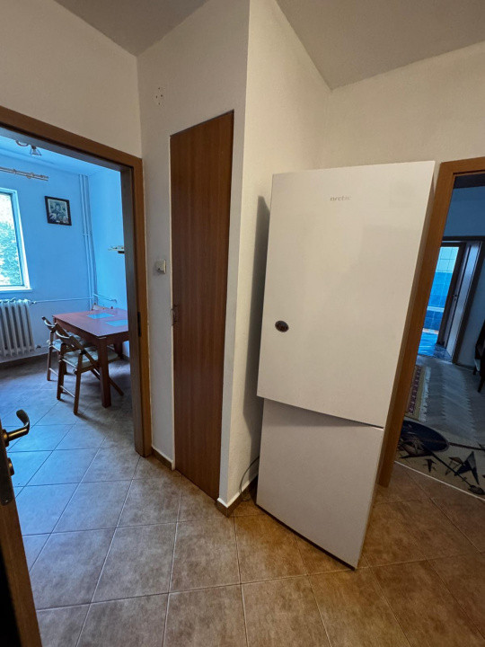 Ap 3 camere,  conf 1A semidec, etaj 1/4, Nord