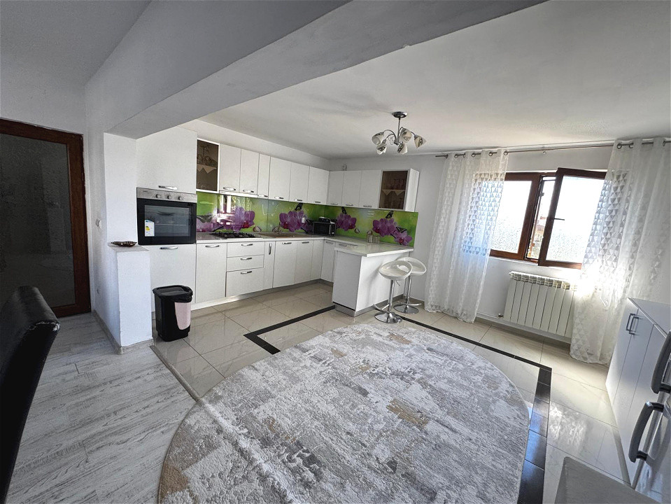 Vilă modernă P+1, Sct 327 mp,  Strejnicu 