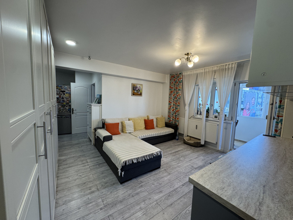 Apartament 3 camere, etaj 10, Republicii