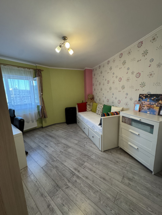 Apartament 3 camere, etaj 10, Republicii