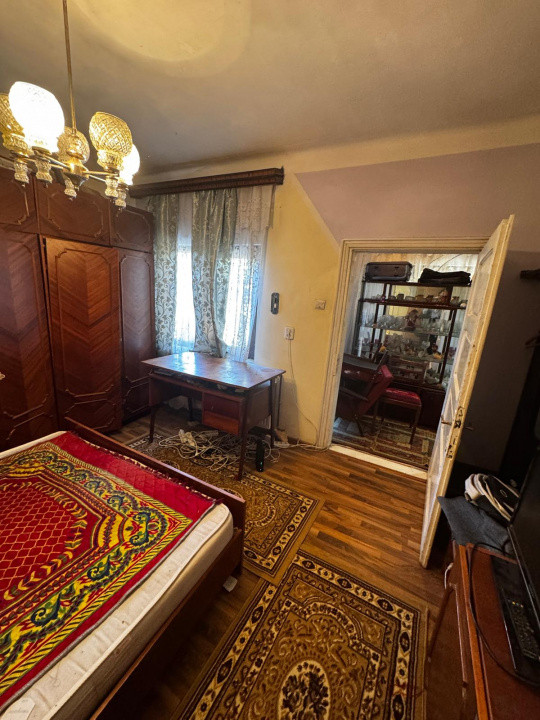 Casa 3 cam Rudului 