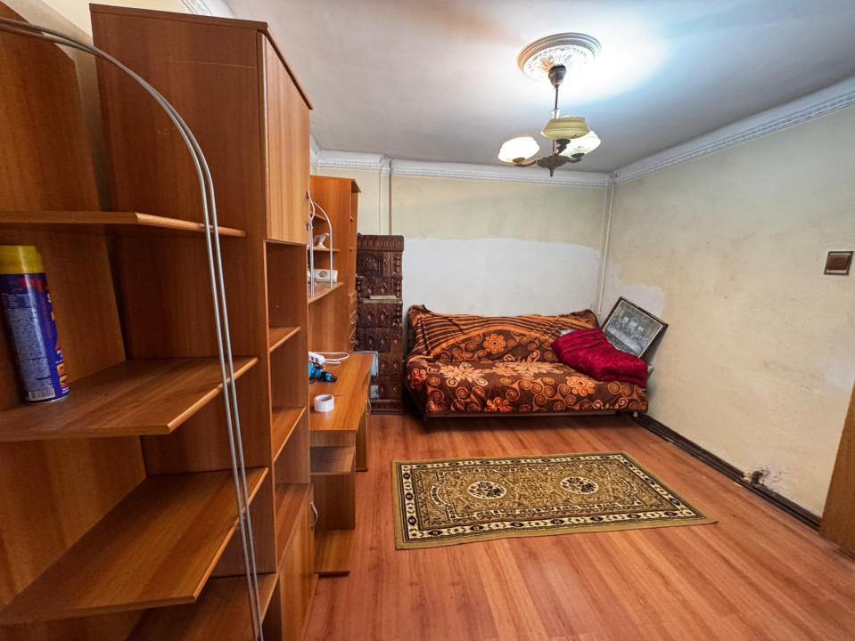 Casa 3 cam Rudului 