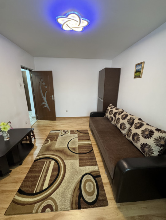 Garsonieră, cf 1 dec, Et 4/4, zona  9 Mai- Piața 