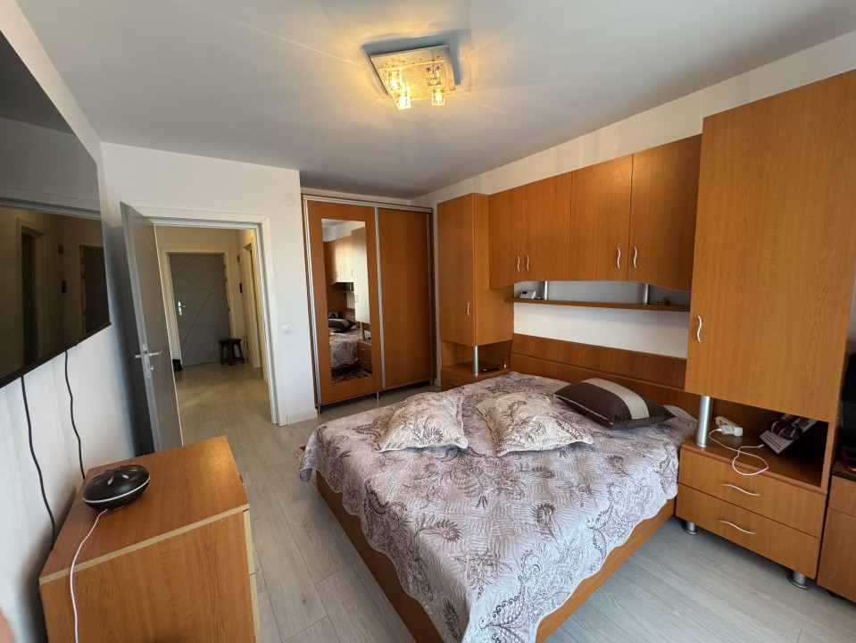 Apartament 2 camere, etaj 2/9, Bulevardul Bucuresti