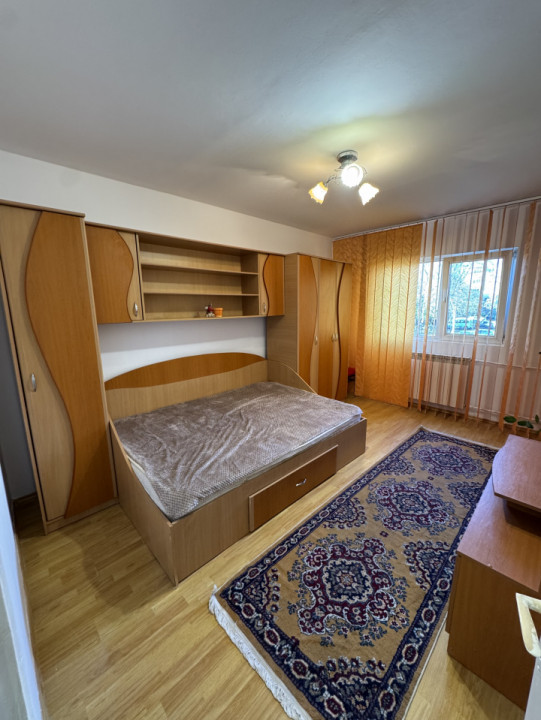 Inchiriere Garsoniera Cf 1, etaj 1, 9 Mai