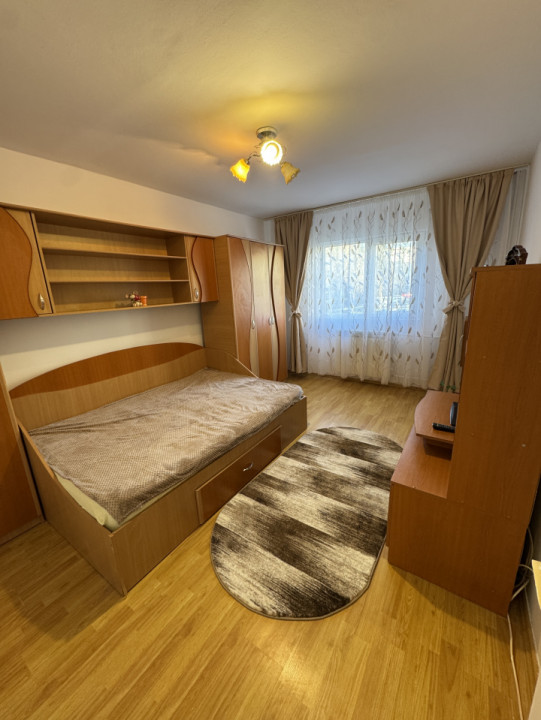 Inchiriere Garsoniera Cf 1, etaj 1, 9 Mai