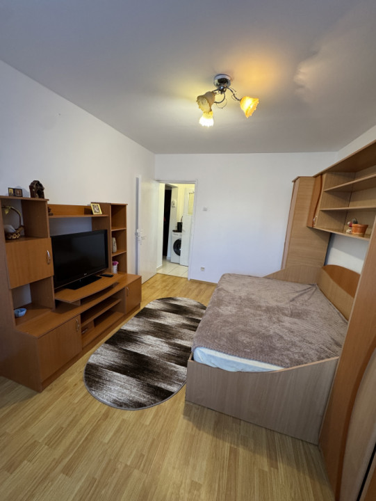 Inchiriere Garsoniera Cf 1, etaj 1, 9 Mai