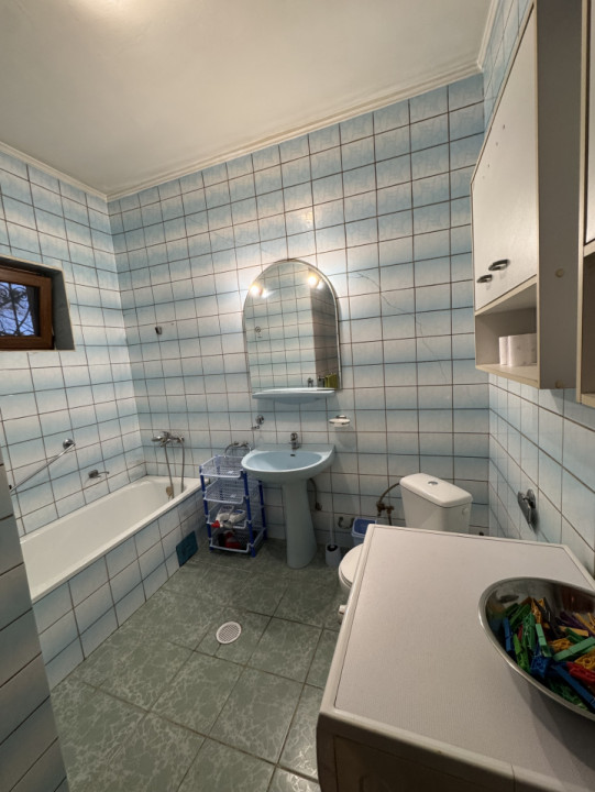 Casa cu teren de 526 mp in zona Lupeni