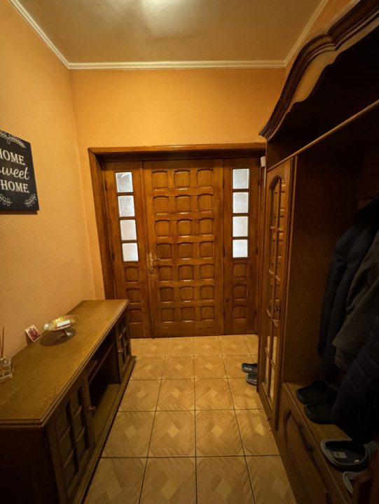 Casa cu teren de 526 mp in zona Lupeni