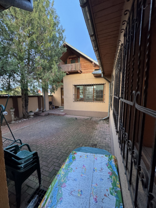 Casa cu teren de 526 mp in zona Lupeni