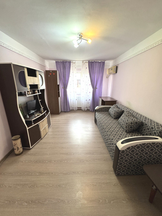 Închiriere apartament 2 camere – Zona 9 Mai / Registrul Comerțului