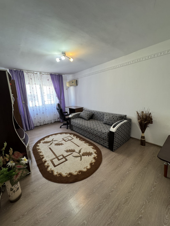 Închiriere apartament 2 camere – Zona 9 Mai / Registrul Comerțului