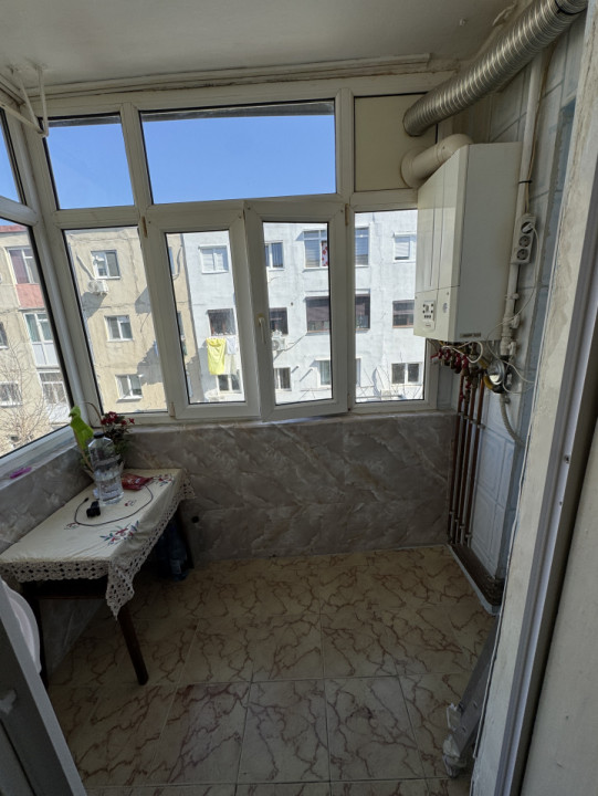 Închiriere apartament 2 camere – Zona 9 Mai / Registrul Comerțului