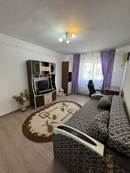 Închiriere apartament 2 camere – Zona 9 Mai / Registrul Comerțului