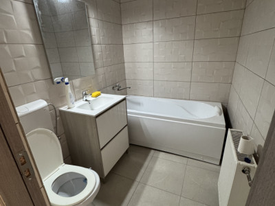 Apartament 2 camere, cf 1 semidec, etaj 4/4, Democratiei