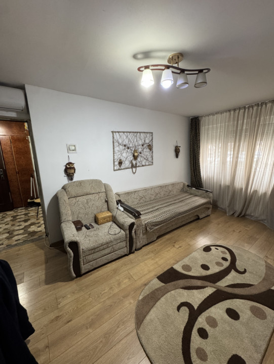 Garsoniera, cf 1 dec, parter/4, Republicii