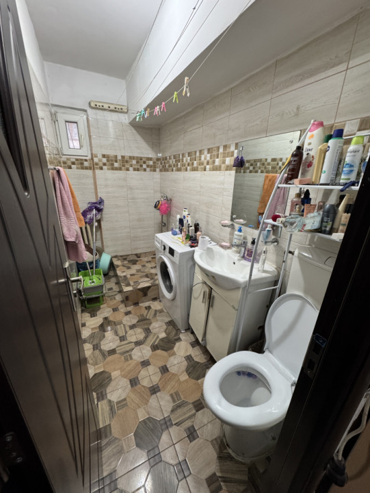 Garsoniera, cf 1 dec, parter/4, Republicii