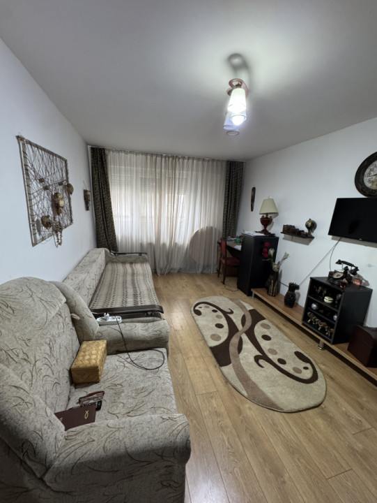 Garsoniera, cf 1 dec, parter/4, Republicii