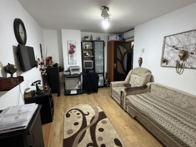 Garsoniera, cf 1 dec, parter/4, Republicii