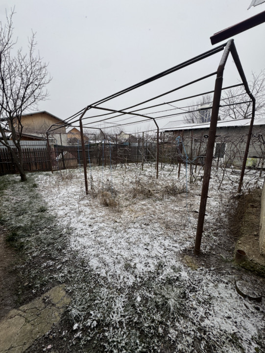 Casă de vânzare – Vălenii de Munte