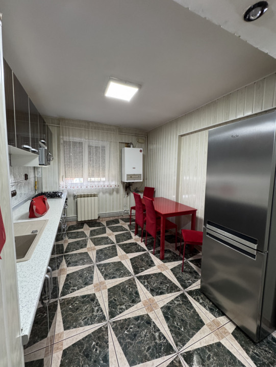 Ap 2 cam conf 1 A dec, et 4/10, zona 9 Mai-Billa