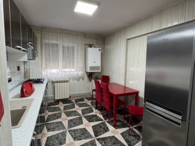 Ap 2 cam conf 1 A dec, et 4/10, zona 9 Mai-Billa