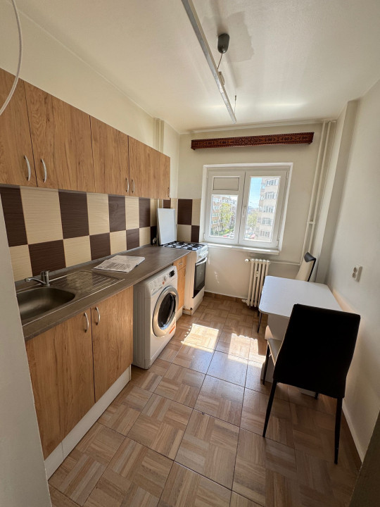  Apartament 2 camere, confort 1, etaj 3/10– Zona Republicii 