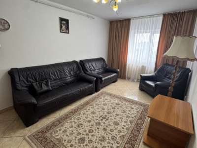 Apartament 2 cam, cf 1 decomandat, etaj 3/4, Carol Davila