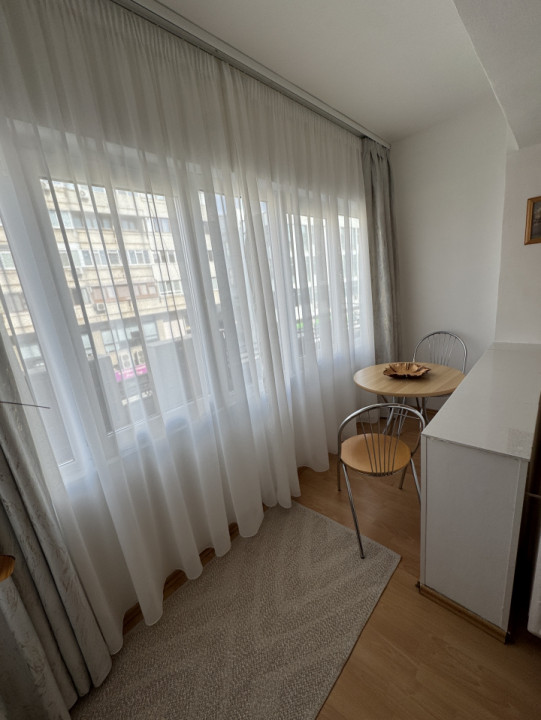 Garsoniere, cf 1A, semidec, etaj 2, Ultracentral