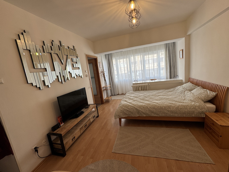 Garsoniere, cf 1A, semidec, etaj 2, Ultracentral