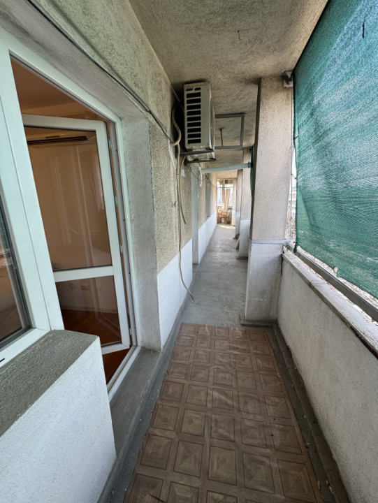 Apartament 3 camere, cf 1A, dec, etaj 4/4, Zona Democratiei