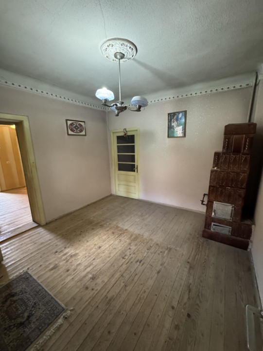 Imobil plus teren 400 mp - Strada Nicopole