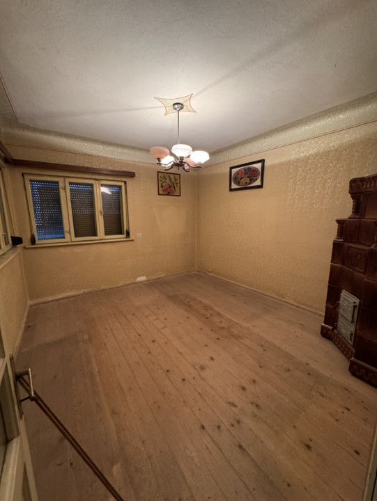 Imobil plus teren 400 mp - Strada Nicopole