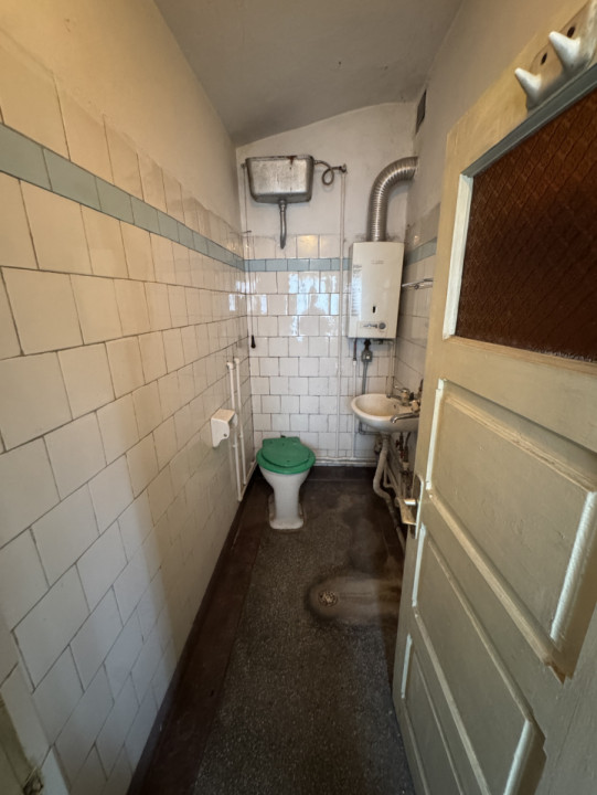 Imobil plus teren 400 mp - Strada Nicopole